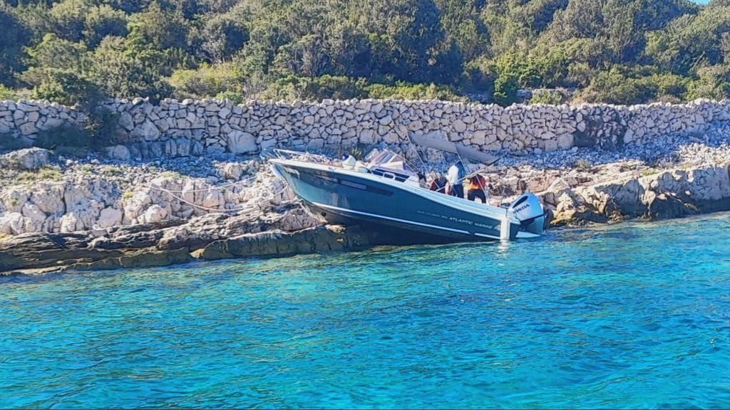Austrijanci gliserom udarili u obalu otoka Kaprije