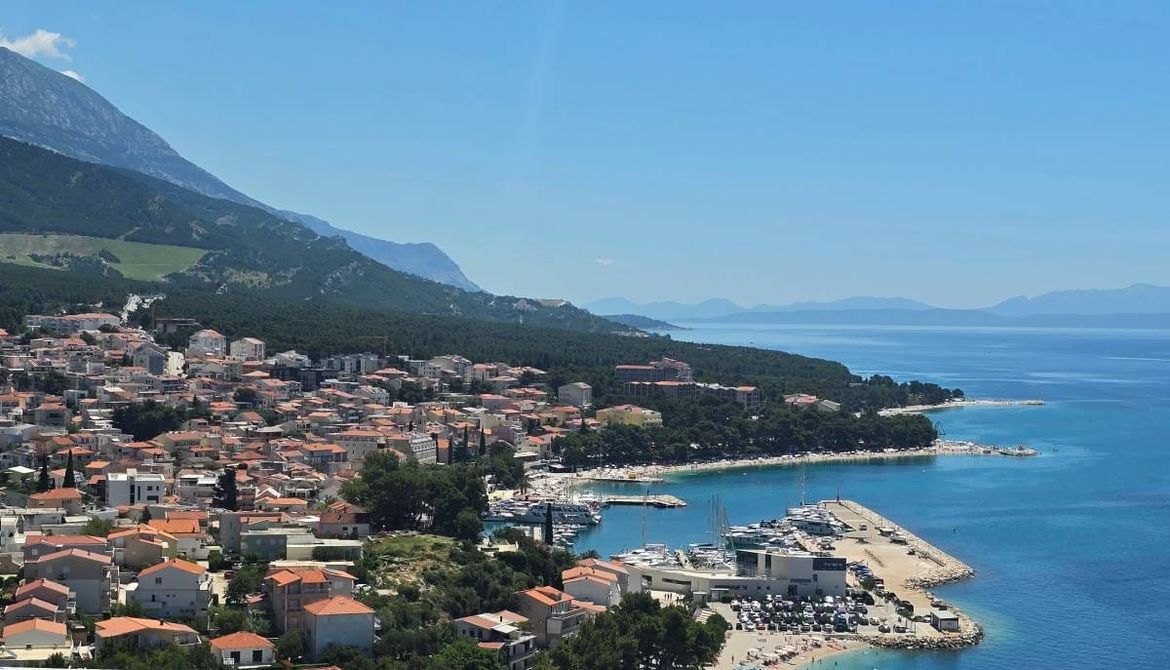 Sunčano i vruće, poslijepodne ipak stiže blago osvježenje