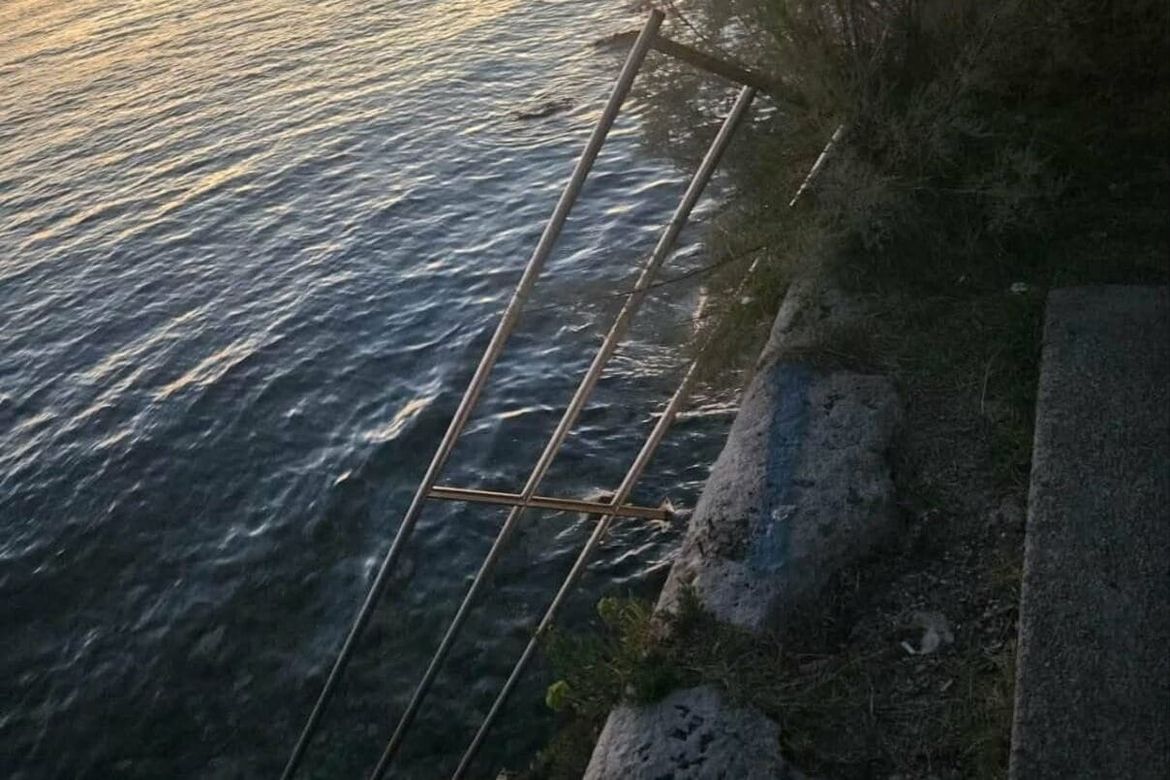 Gradonačelnik Kraljevice razočaran građanima: "Postavili smo ogradu da ljudi ne padnu u ponor, a oni je razbijaju i kradu"
