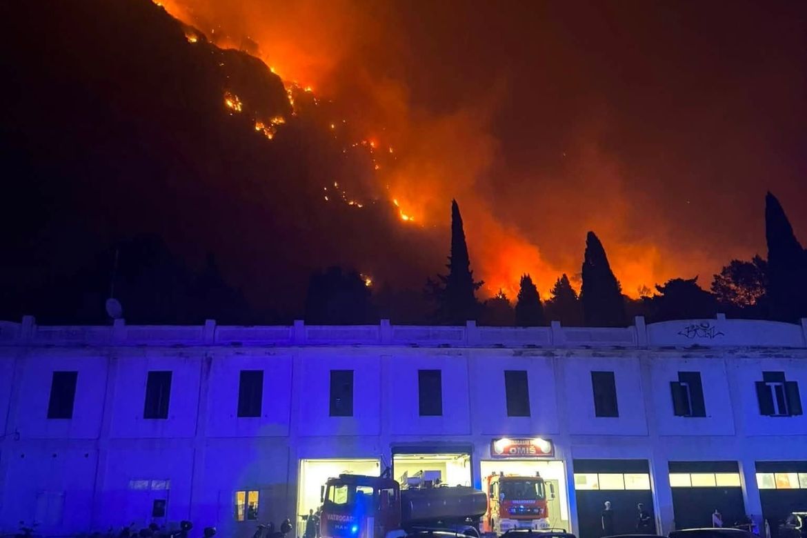 Humane zvijezde Splita - Koncert na Žnjanu kojim se prikupljaju sredstva za omiške vatrogasce