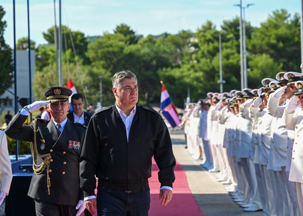 ZAPOSTAVLJANJE RATNE MORNARICE Milanović prozvao odgovorne: „U 11 godina dobili smo dva broda - To nije nedovoljno, to je ništa!“