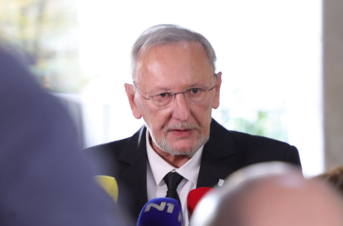 Ministar Božinović: "Policija istražuje poruke zastrašivanja novinara"
