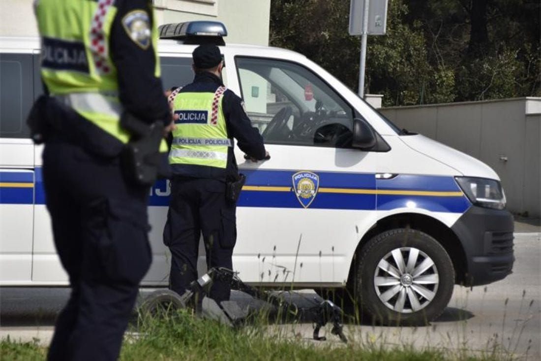 Bez položenog vozačkog vozio po Pazinu - Policija mu oduzela automobil i 'spremila' ga u zatvor