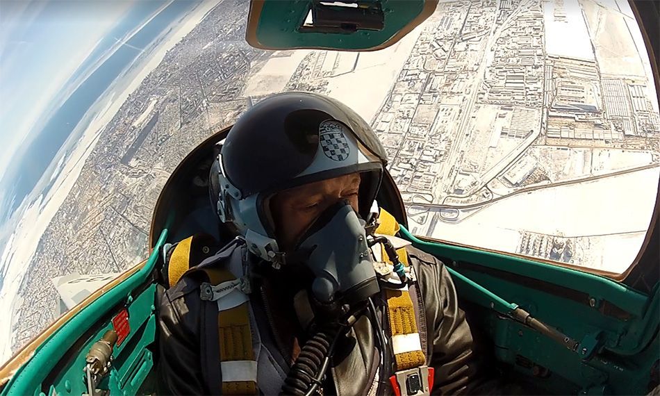 Umirovljeni pilot Ivan Selak objavio snimku: “Laž je da nisam, letio sam iznad Ukrajine 39 puta!”