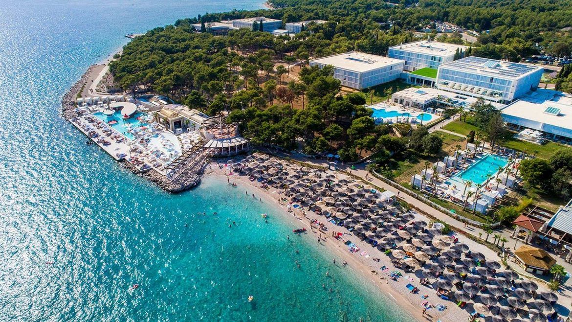 Snimala tučnjavu pa fizički napadnuta i ostala bez mobitela