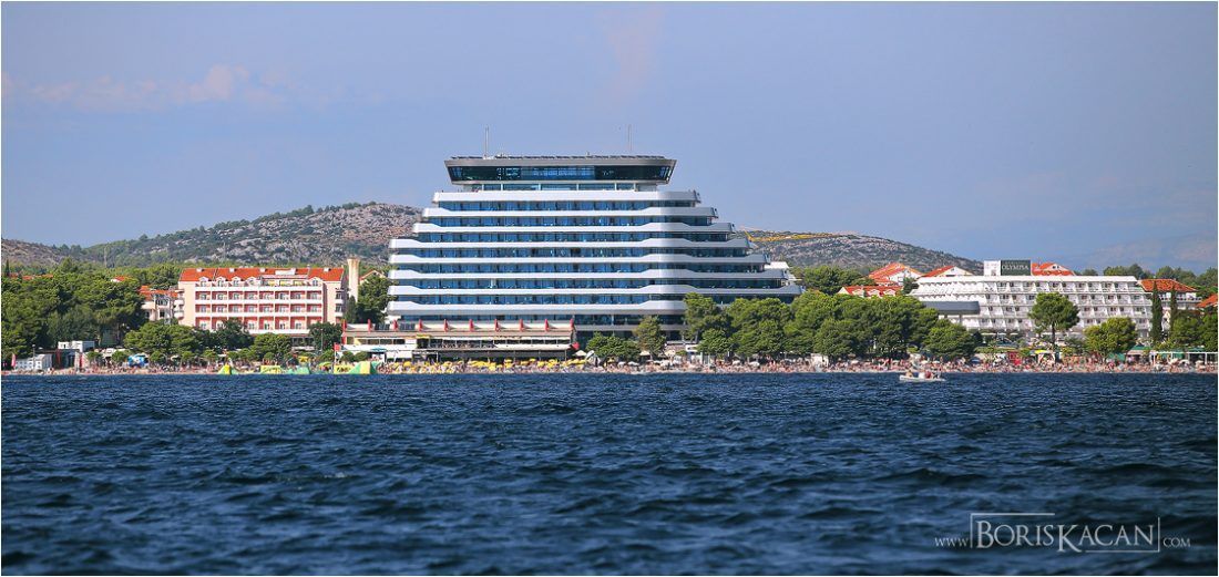 Mladi njemački par tri noći noćio u vodičkom hotelu pa pobjegli bez plaćanja računa od 2300 kuna