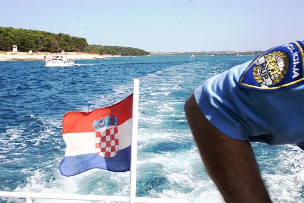U teretnom vozilu dvojice Talijana policija pronašla 1,8 tona strogo zaštićenih trpova