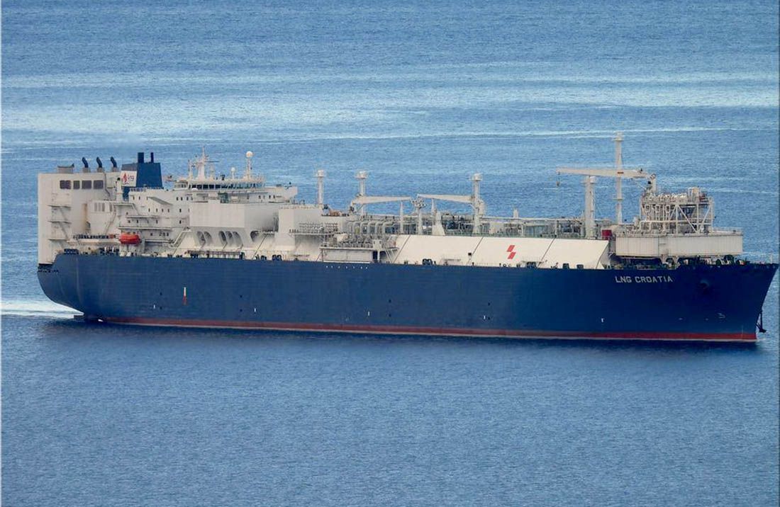 Plutajući terminal LNG Croatia stigao u Rijeku