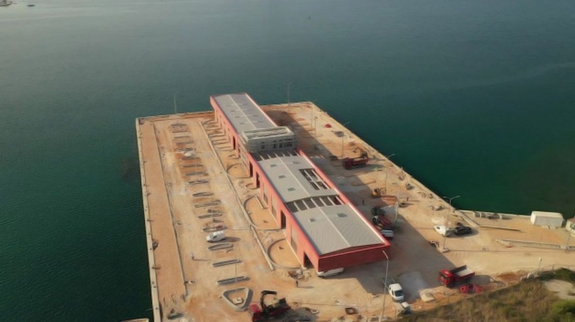 Dovršetak radova na ribarskoj luci Brižine u Kaštelima kasnit će dva mjeseca