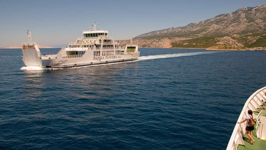 Rapska plovidba besplatno prevozi vozila za humanitarnu pomoć