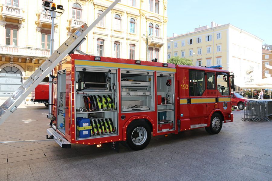 Riječkim vatrogascima porast će plaća – Prekidaju štrajk i potpisuju novi ugovor