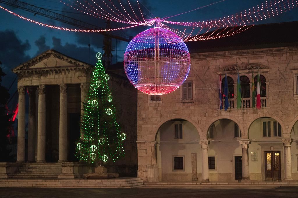Gradonačelnik Pule čestitao Božić pravoslavnim vjernicima