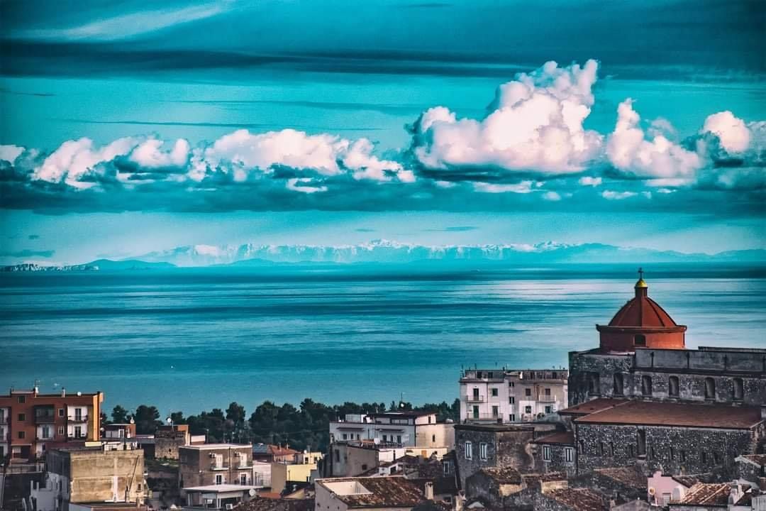 FOTO Snježno Biokovo snimljeno iz Italije