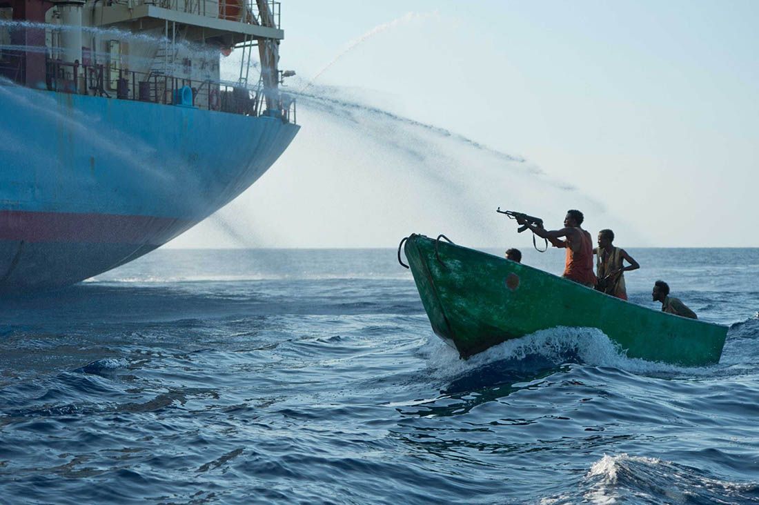 U piratskom napadu na dva broda oteto 9 pomoraca
