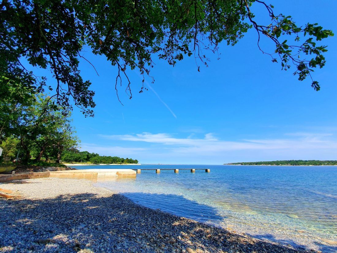 MJEŠTANI ODAHNULI, A PLAŽA PREPOROĐENA Uklonjen opasni aquagana u naselju Červar Porat