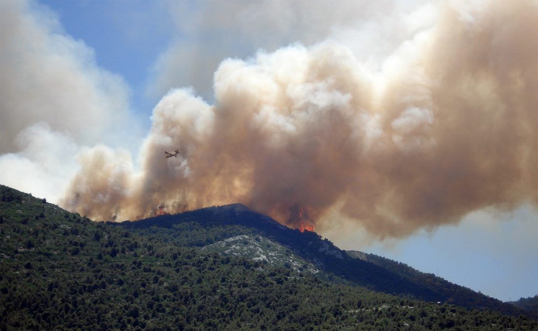 UPOZORENJE Zbog novog toplinskog vala velika opasnost od požara na jugu Hrvatske