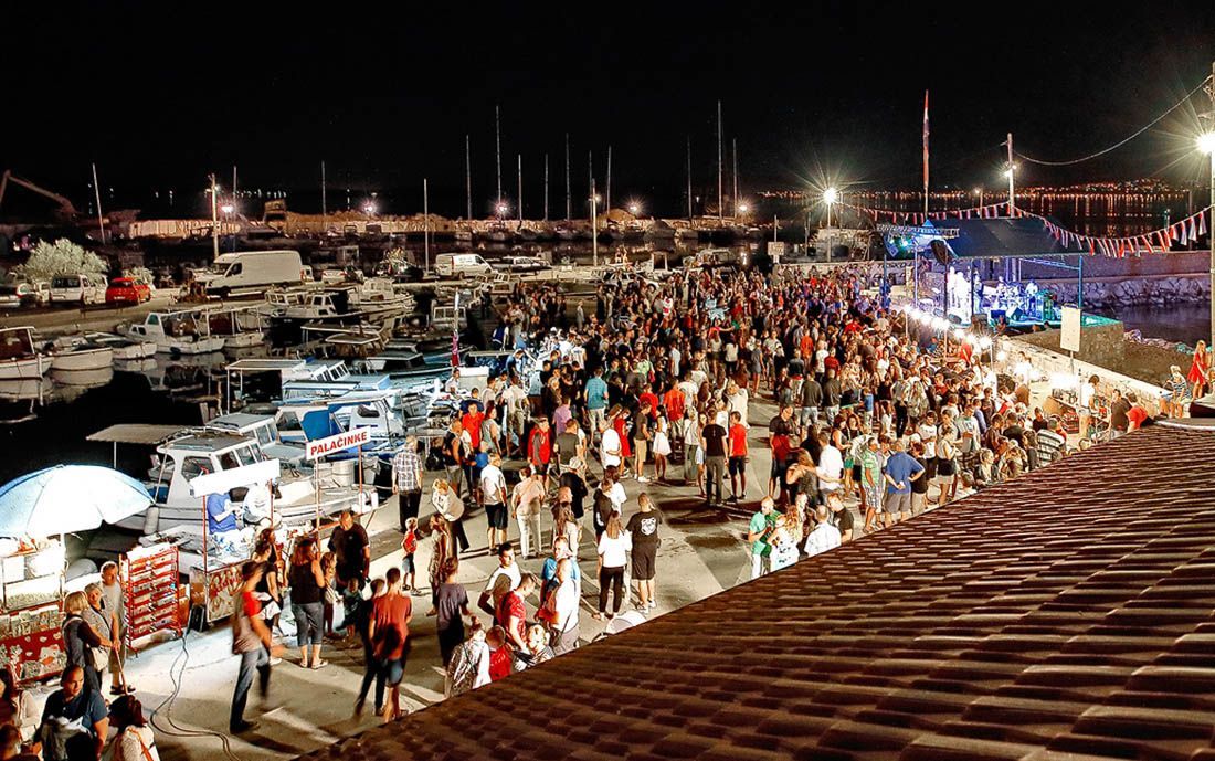 REKORD NA OTOKU PAŠMANU Više turista i noćenja nego 2019. godine!