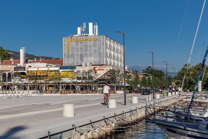 Legendarni crikvenički hotel ide u rušenje