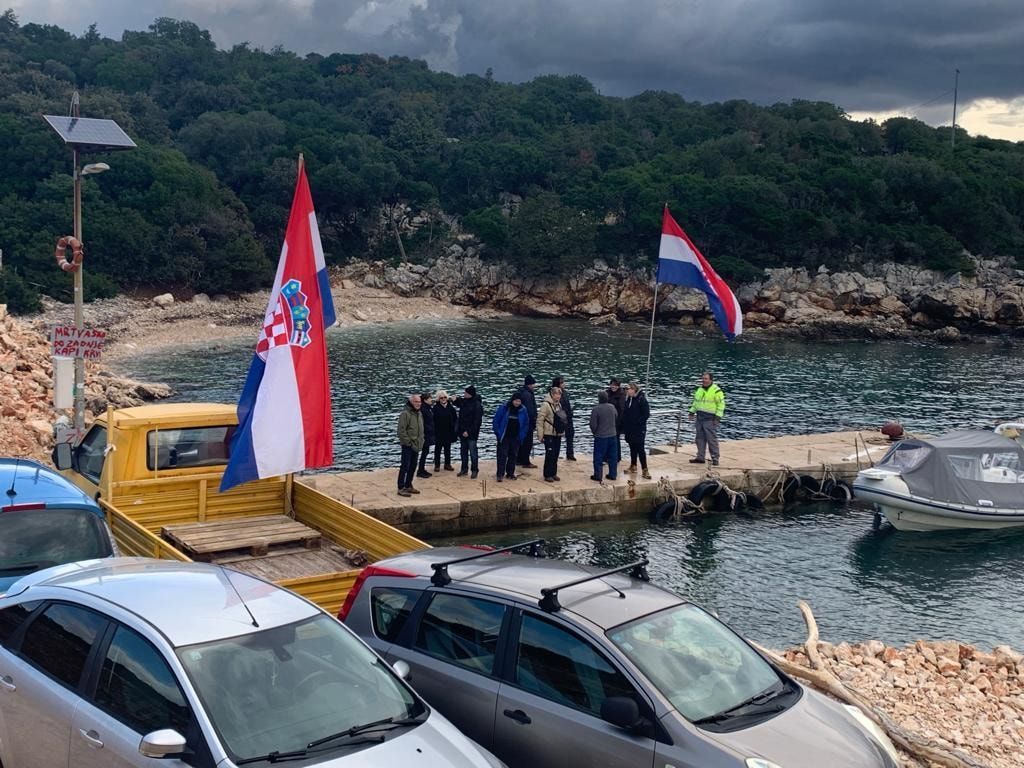 Ilovčani i dalje prosvjeduju u Mrtvaškoj i tvrde kako ih nitko ni o čemu ne obavještava