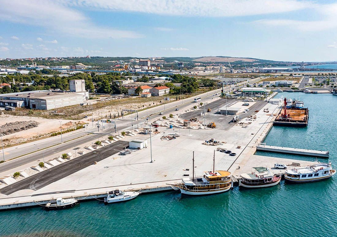 Odgađaju se rokovi zbog korone – Ribarska luka u Gaženici dovršava se tek u ožujku