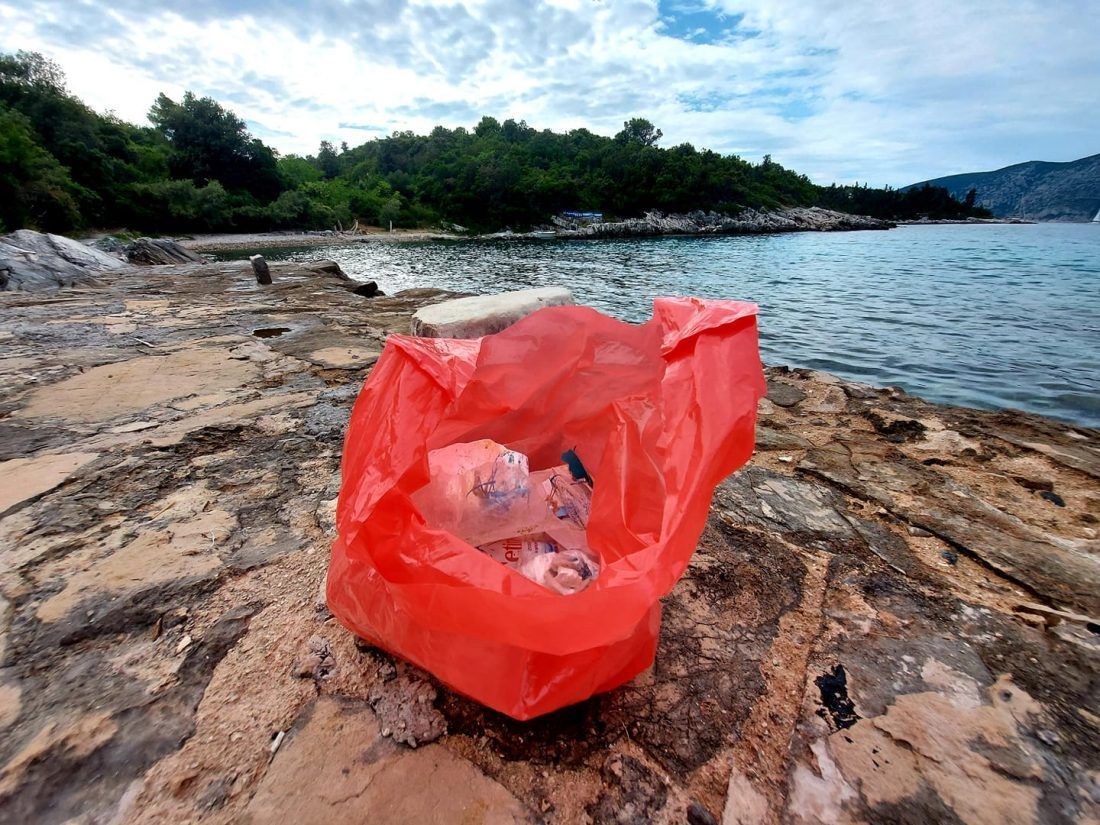 Otpad i dalje gorući problem jadranskih otoka – Nedostaju sortirnice i reciklažna dvorišta