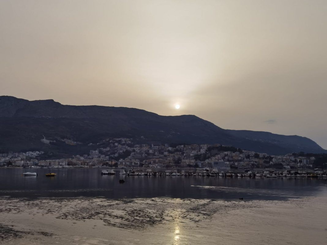 STIGLA SAHARSKA PRAŠINA Narančasto nebo iznad Dalmacije
