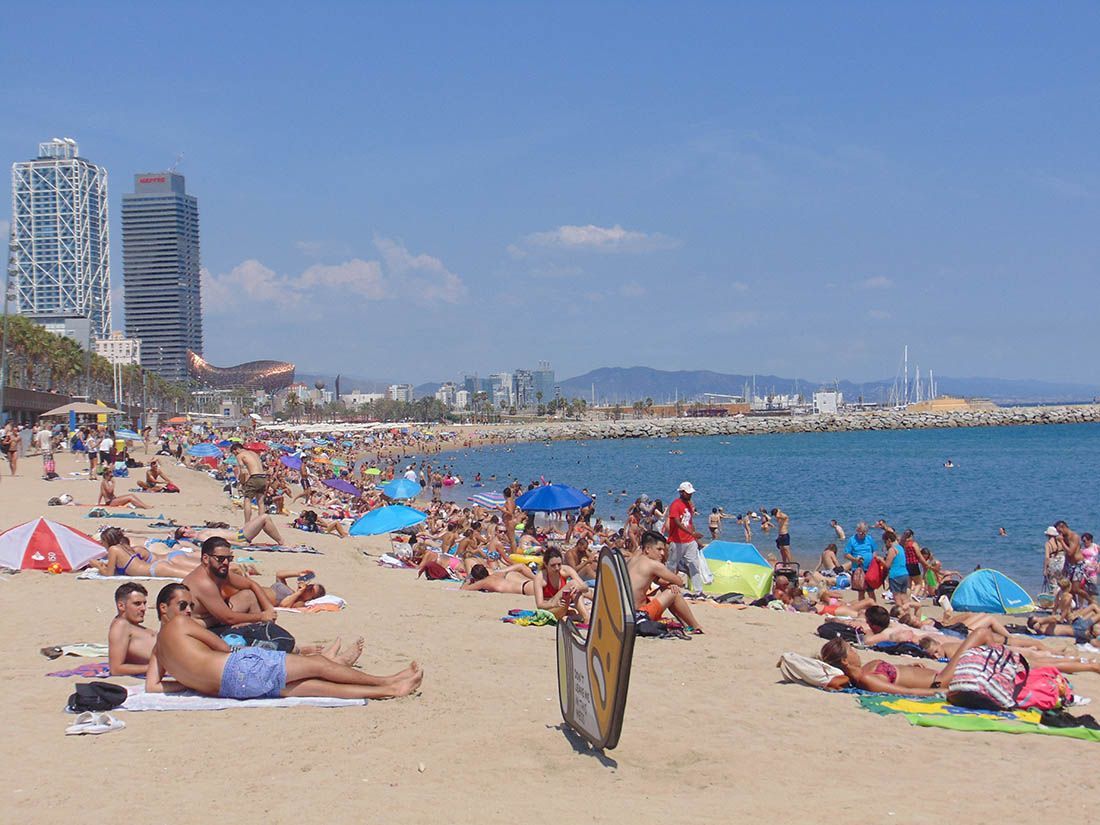 Barcelona uvodi potpunu zabranu pušenja na plažama