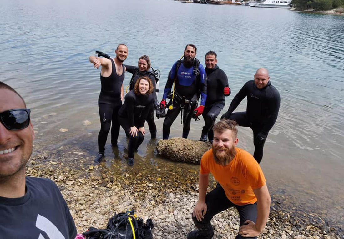 Čisteći podmorje izvadili ogromnu bombu, misleći da je bojler! Pirotehničar: “Mogla ih je ubiti!”