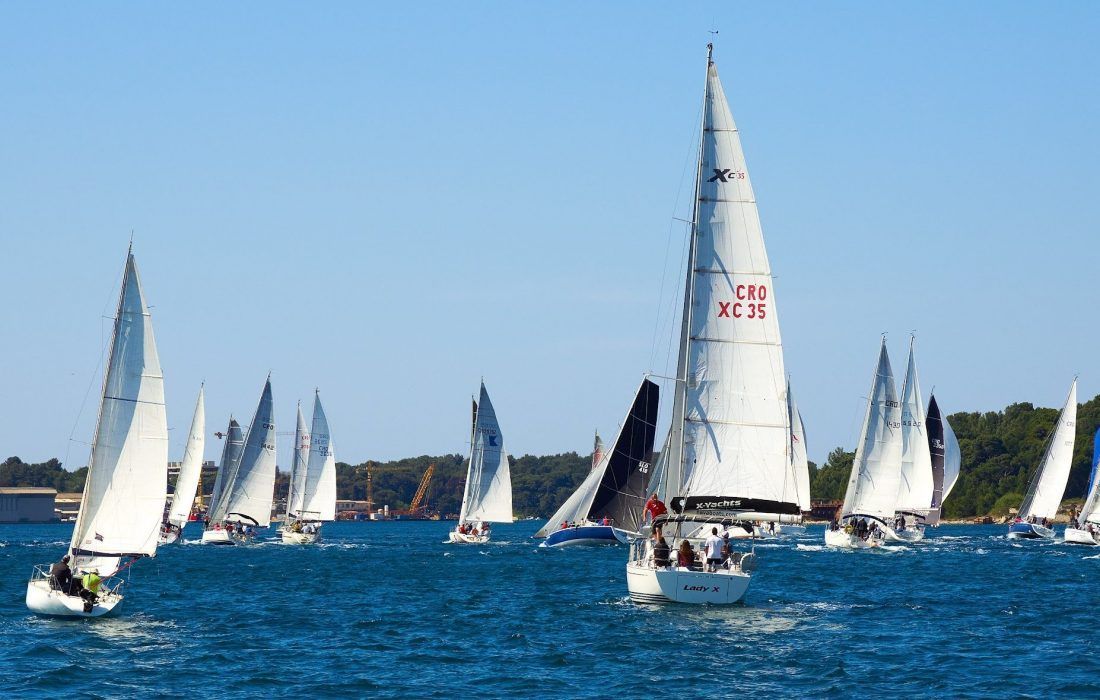 TKO PRIJE NA UNIJE Međunarodna manifestacijska regata