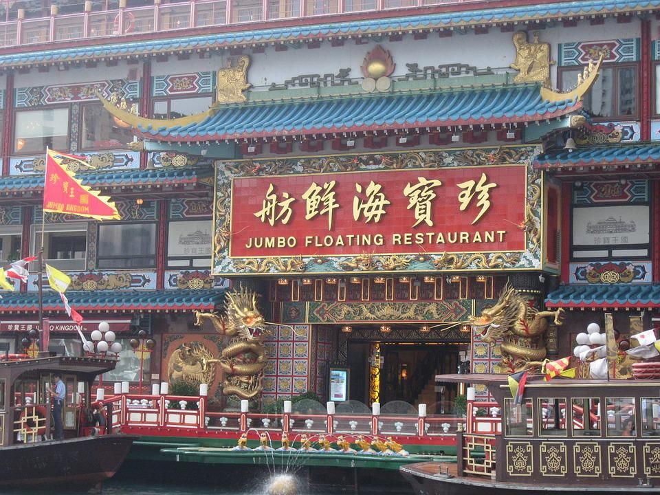 Potonuo najveći plutajući restoran na svijetu – bio je nalik kineskoj carskoj palači