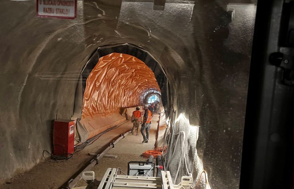 Radovi na izgradnji druge cijevi tunela Učka dobro napreduju, nakon ljeta 2024. u prometu će biti obje cijevi tunela
