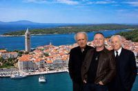 Pobuna na sretnom otoku: Može li estradna ikona desnice stati uz bok Tadijanoviću i Delmati?  Klub vijećnika Raba: "Tražit će nas na Google Mapsu"