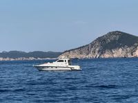 LOKRUM Za nestalim instruktorom ronjenja traga i HGSS: "10 ronioca i dva gumenjaka"