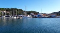 ČETIRI PONUDE ZA MARINU VELI IŽ: U utrci lokalni poduzetnici, stranci i bivši nogometaš, no pravne zapreke i dalje vise u zraku