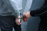 USKOK U AKCIJI: "Uhićen splitski policajac koji je prethodno radio baš u USKOK - u"