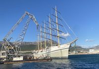 Najveći jedrenjak na svijetu napustio Split, cifrom od koje se vrti u glavi pokrivaju se stari dugovi?