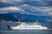 Srijeda donosi postupno razvedravanje, no jutro na jugu još uz pljuskove i olujnu buru