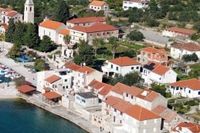 PRVIĆ LUKA Prijetila ženi i djetetu majstora koji joj je radio na kući