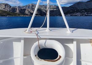 OCEANOGRAFI NA OTOKU Radionice i edukacije o moru na Šolti