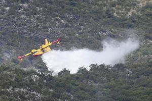 MORH: Stigao remontirani kanader, sad ih je pet