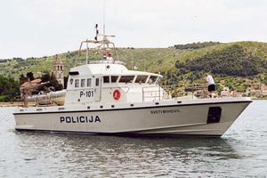 PRODAJE SE POZNATI POLICIJSKI BROD Možete ga kupiti za 2,8 milijuna kuna!