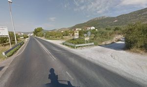 POLICIJA TRAŽI SVJEDOKE Jedna osoba poginula u prometnoj nesreći u Kaštelima