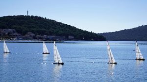 STIGLO 76 JEDRILIČARA IZ 24 ZEMLJE - U Rogoznici otvoreno Svjetsko prvenstvo u jedrenju