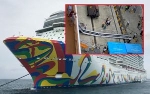 VIŠE OZLIJEĐENIH Urušila se pasarela s kruzera i s putnicima pala na pristanište