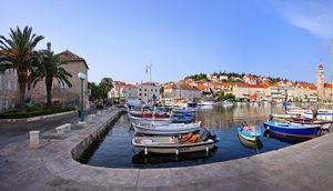 Turiste na otoke privlači ne samo topla jesen, već i mir zbog kojega ustvari i dolaze