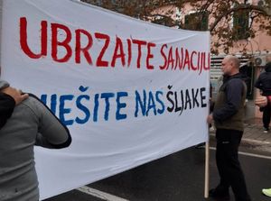 Stotine građana Dugog Rata izišlo na ulice: "Rješite nas šljake, ovo već predugo traje!"