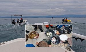 FOTO: FALA TI MORE Održan revijalni Božićni ribolov u Sutivanu