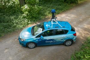 Google Street View auti vraćaju se na hrvatske ceste - Ažurirat će i fotografije  Makarske, Novalje, Hvara i Rijeke