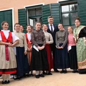 Plenković na otvorenju muzeja u Pitvama na Hvaru