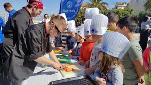 Mladi Bračani pripremali gregade, brudet i ribu u škartocu